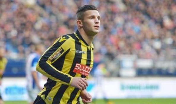 她充分发挥 她充分发挥